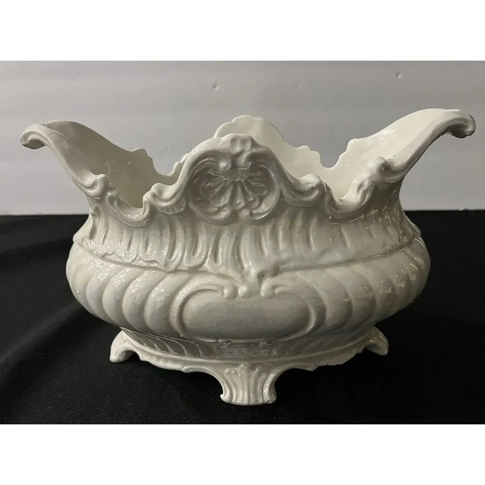 Vintage Italy‎ Capodimonte Footed Porcelain Centerpiece Bowl